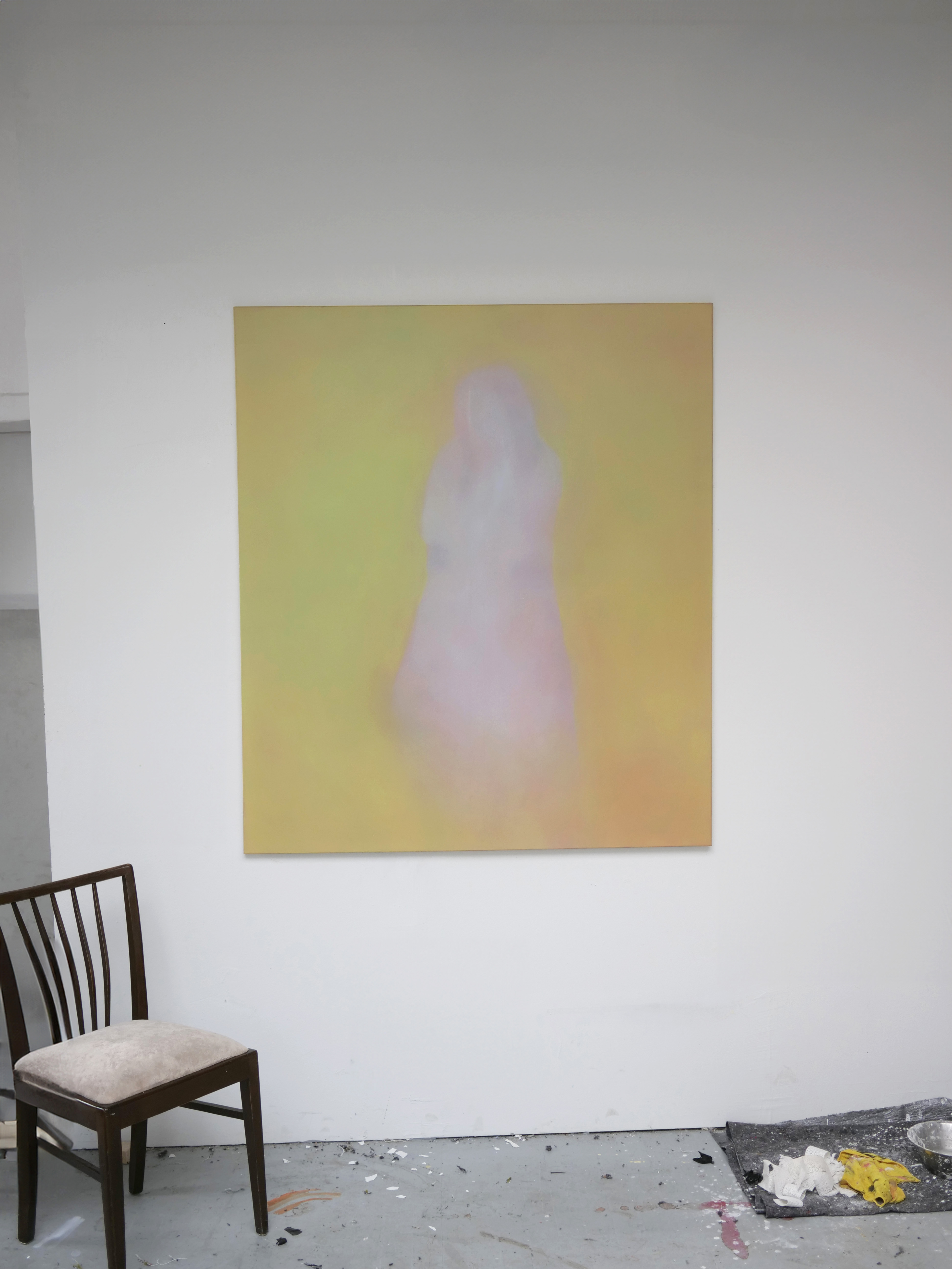 Tejzt's oil painting 'Noum' – A blurred, ethereal figure emerges from a golden-hued field of color, embodying the unknowable essence of noumena and the Nous.